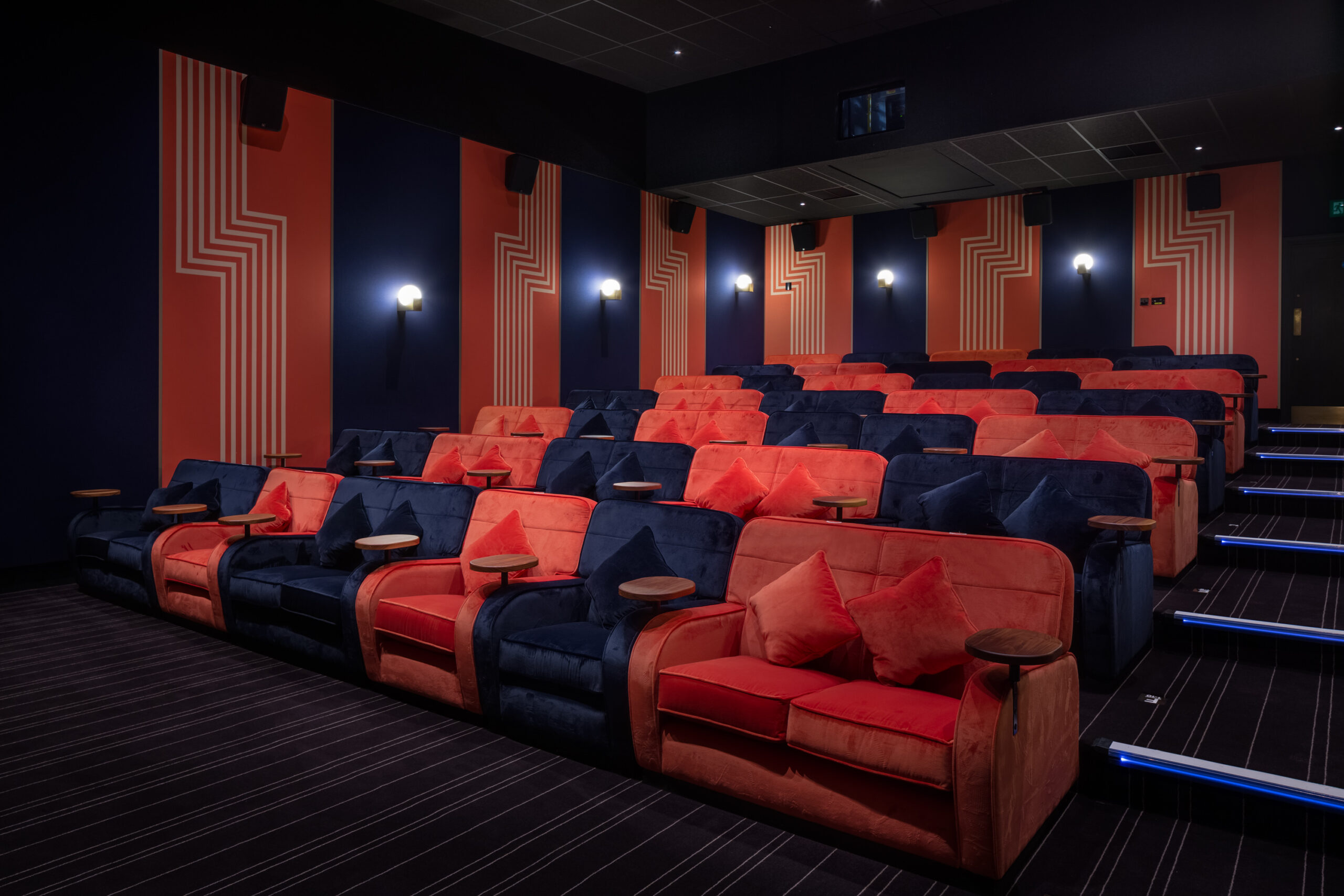 Lincoln Cinema Ri Showtimes 29