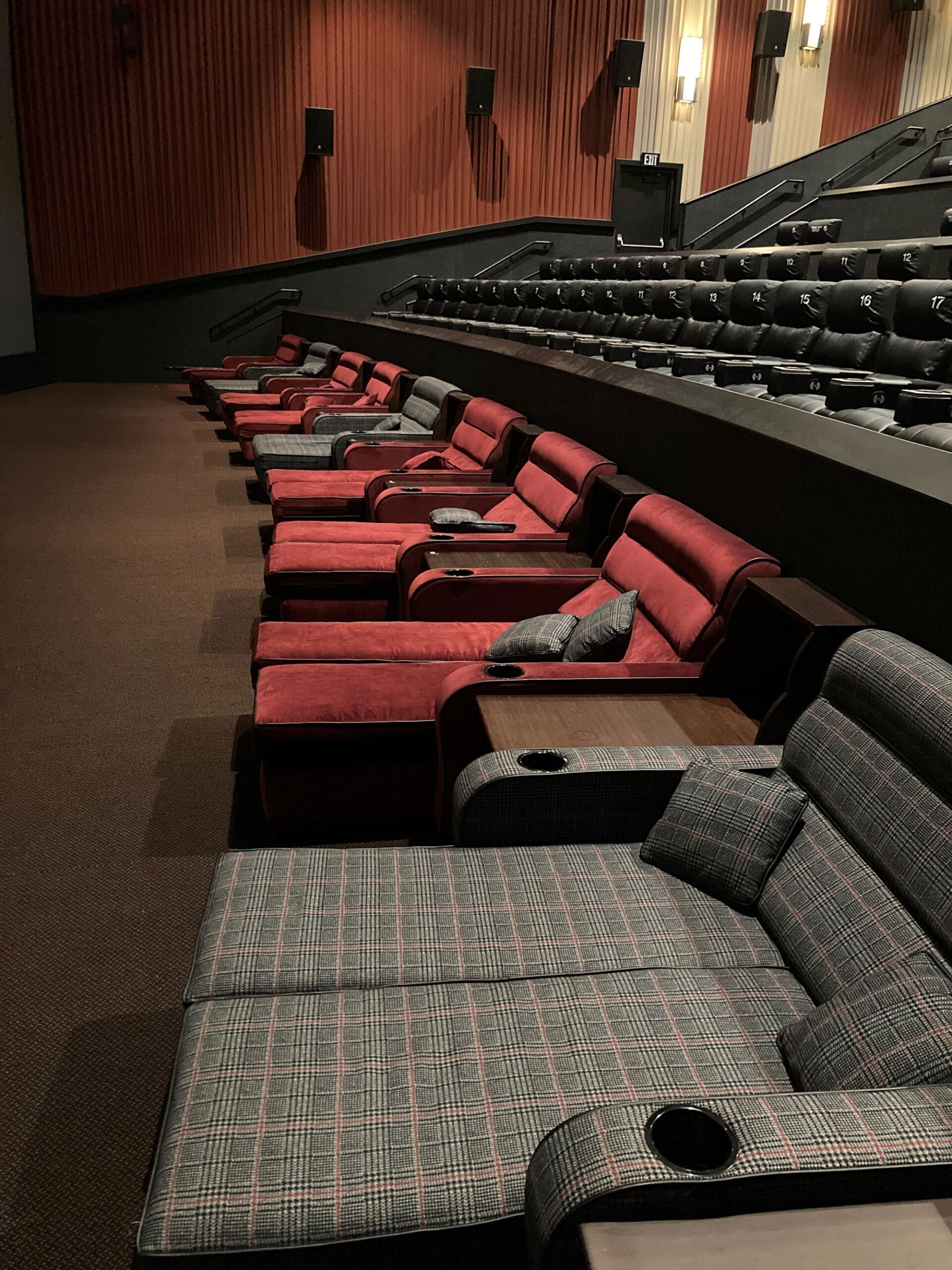 Cinemark Cinemas Infinity Seating Solutions